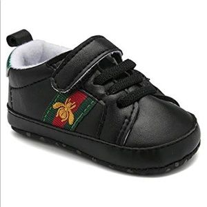 Baby boys and girls anti slip shoes Gucci design
